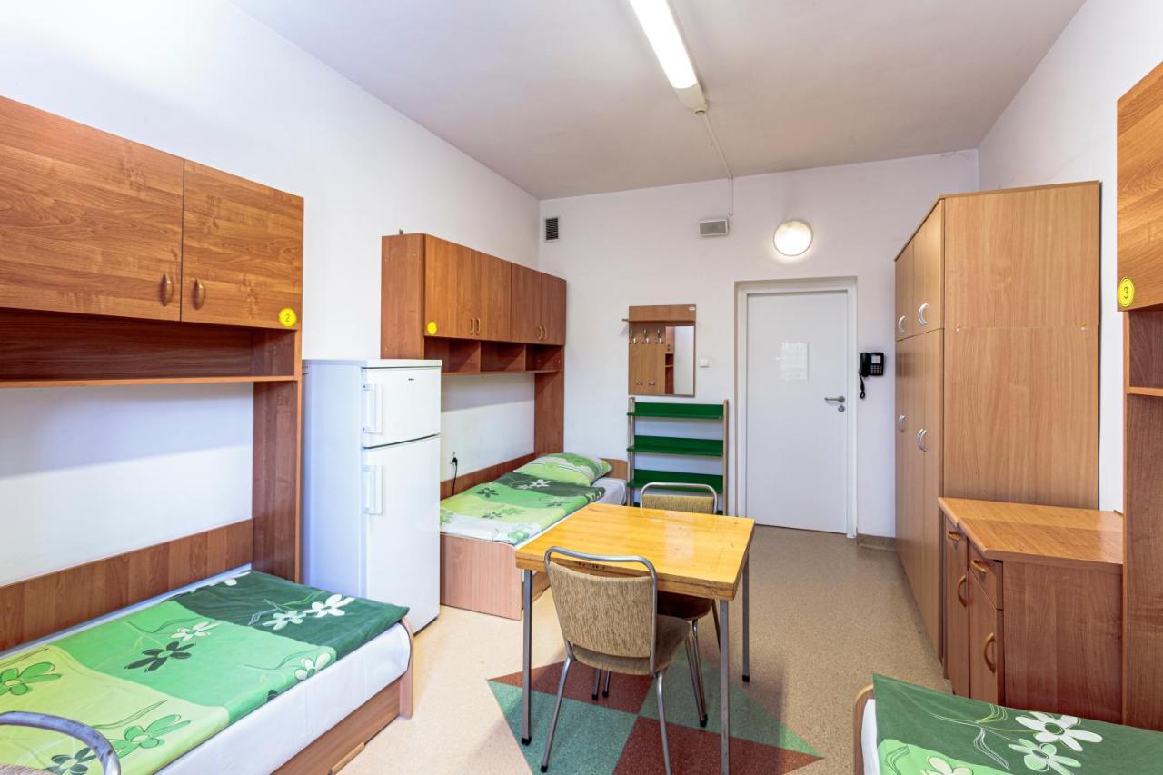 Dizzy Daisy Hostel Wroclaw Dış mekan fotoğraf