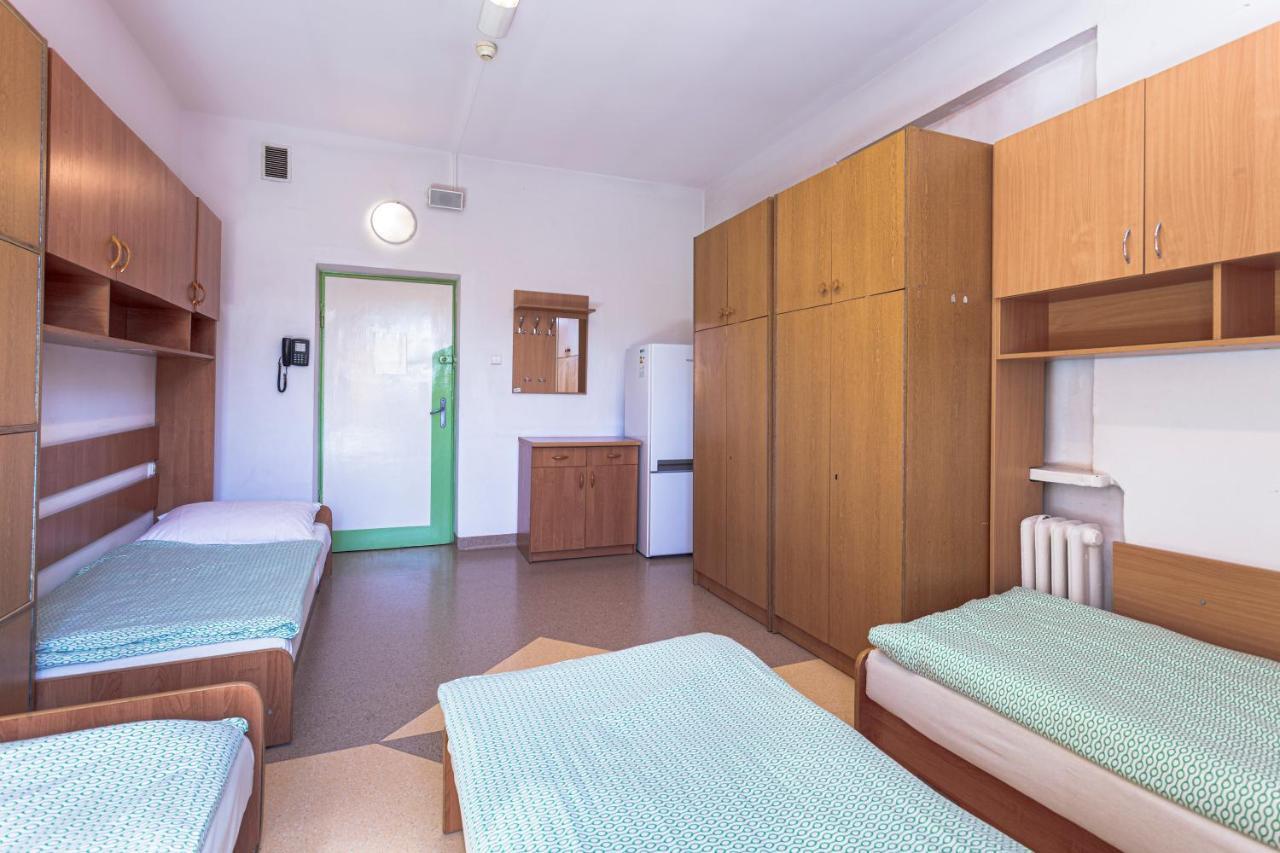 Dizzy Daisy Hostel Wroclaw Dış mekan fotoğraf
